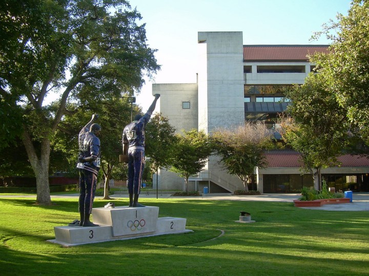 4989290863_377b48f255_b